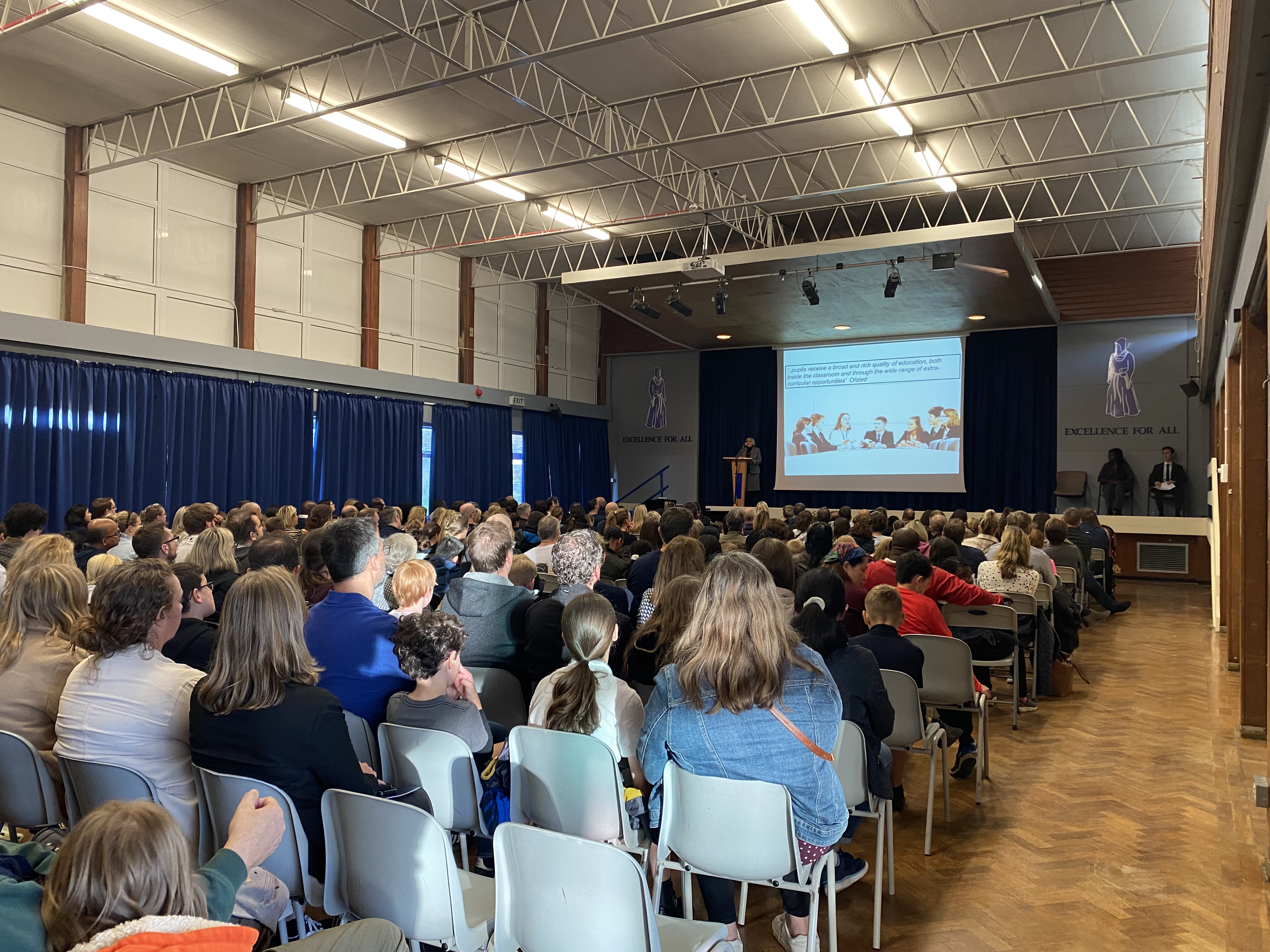 Picture of the crowd on open evening.